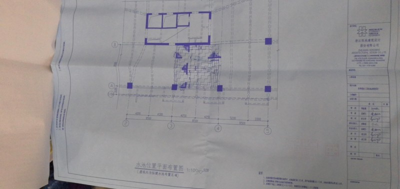 泳池水平位置布置图